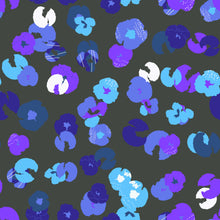 Load image into Gallery viewer, Sponge Floral (scattered) Fabric