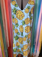 Load image into Gallery viewer, Size S Pineapples Cooktown Shift Dress
